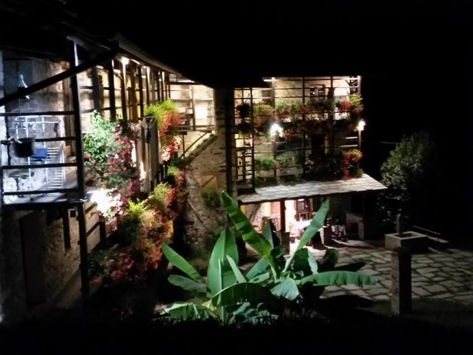 B&B "La Baita Delle Coccinelle" Varallo Exterior foto