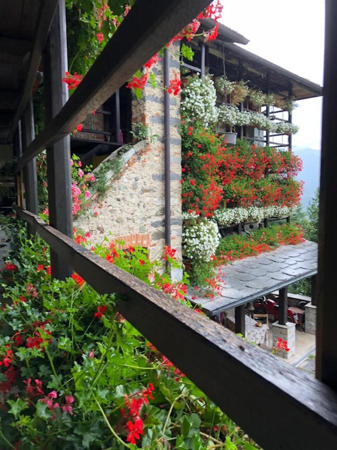 B&B "La Baita Delle Coccinelle" Varallo Exterior foto