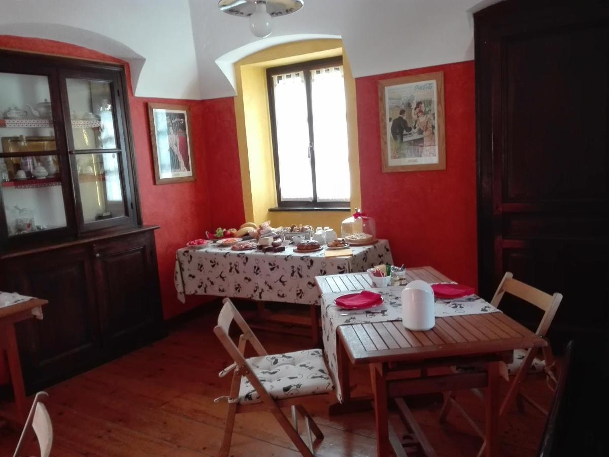 B&B "La Baita Delle Coccinelle" Varallo Exterior foto